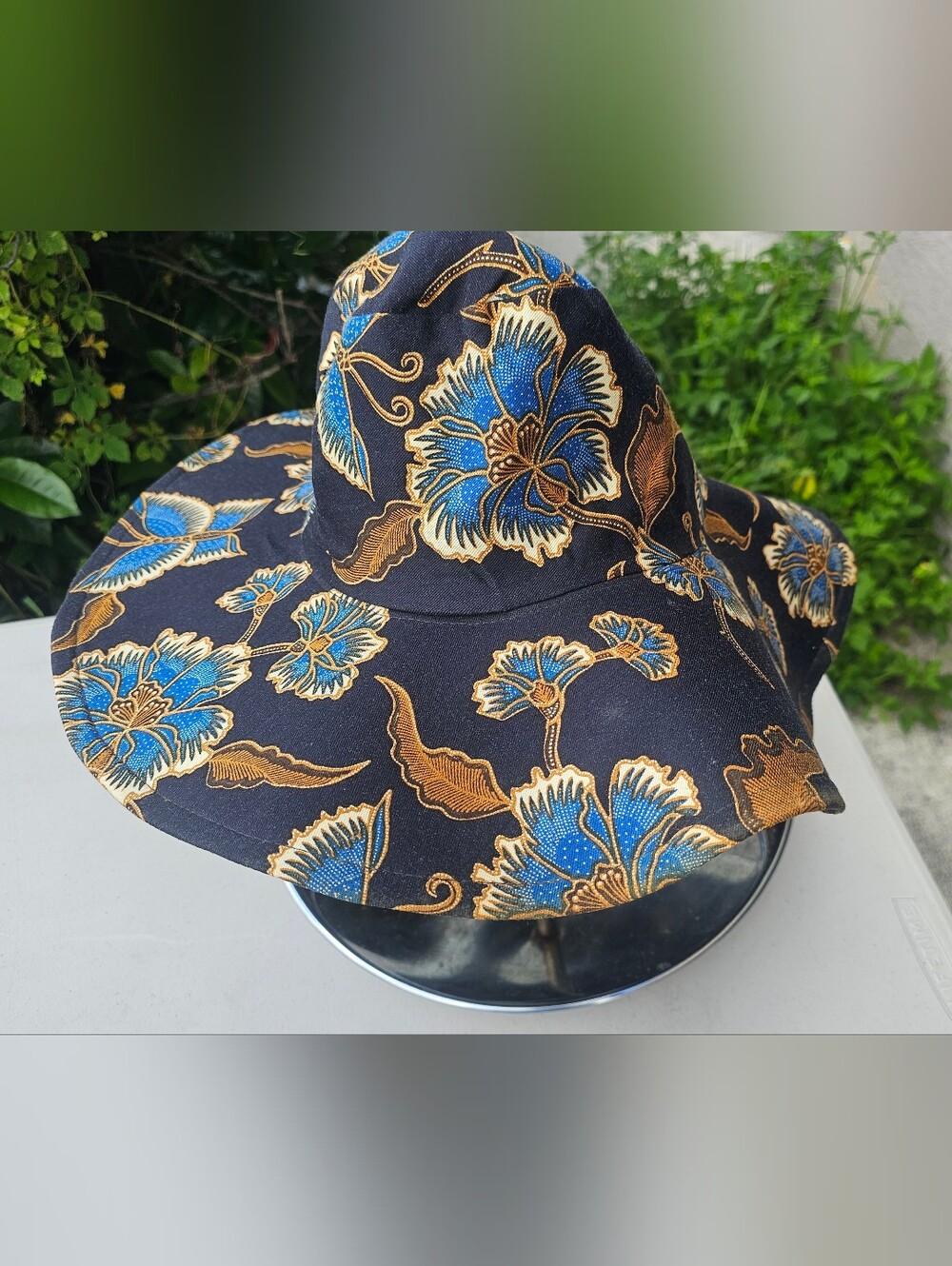Men's Floral Bucket Hat - Black, Blue & Gold